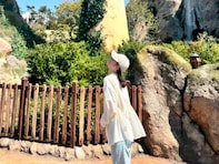 「この前まで赤ちゃんだったのに」佐々木希、3歳娘とディズニーへ！ 「これは娘さん幸せ」「愛しすぎます」