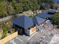 【榊原温泉の人気ホテル】「AUBERGE YUSURA」は伊勢志摩の旬の食材と美肌の湯を堪能できる全室ヴィラの宿