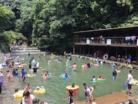 【三重県】多度峡の天然プールが入場無料！ 遊園地に隣接する本格プールも。この夏行きたいプール3選