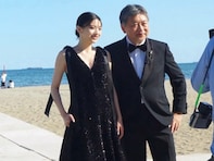 「顔小さ」出口夏希、ベネチア国際映画祭での黒ドレス姿を披露！ 「美しすぎる」「全てがワールドクラス」