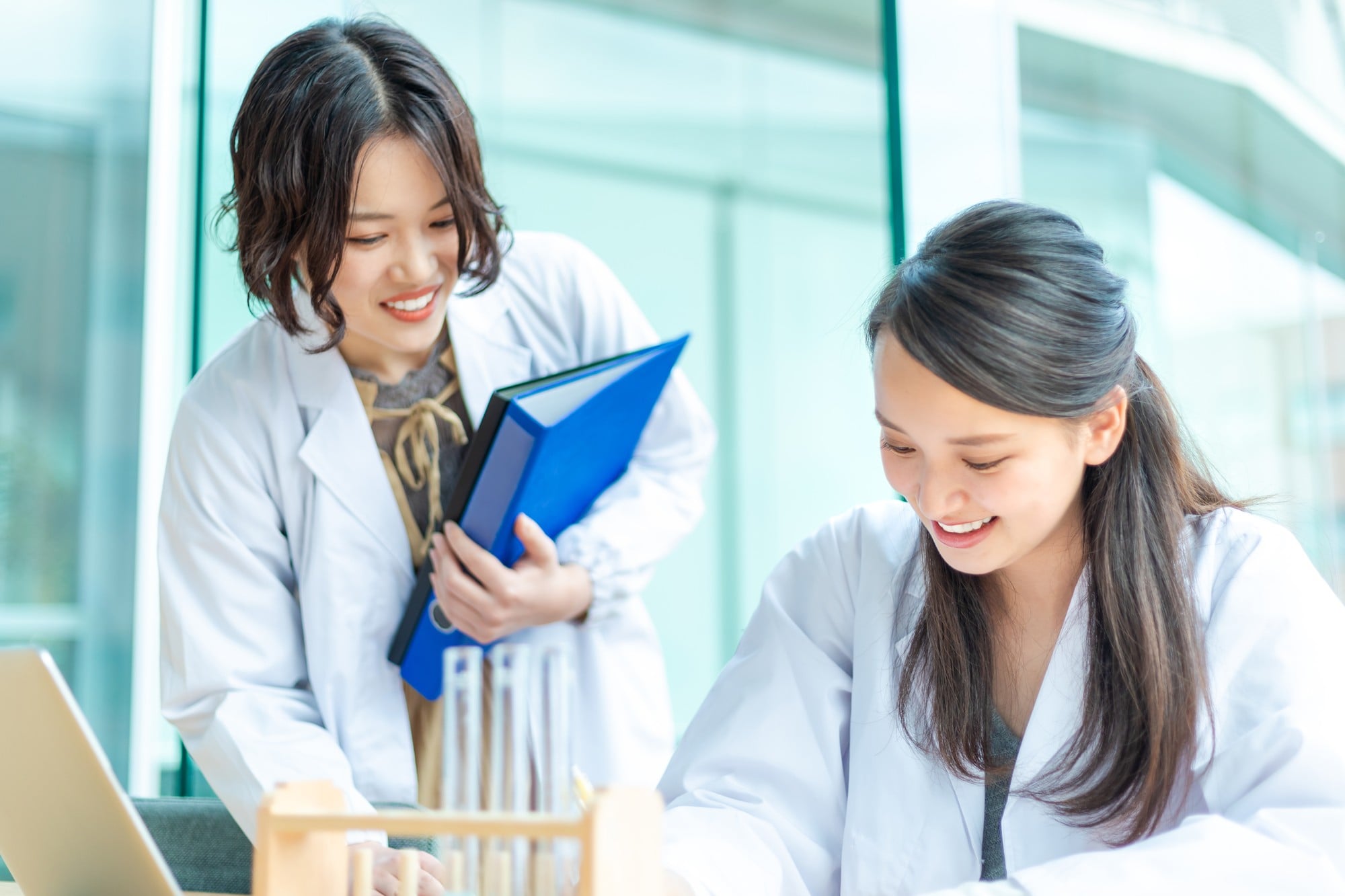 23卒春の理系女子就職人気企業ランキング 3位 三井物産 2位 伊藤忠商事を抑えた1位は All About News