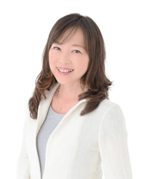 小山 智子