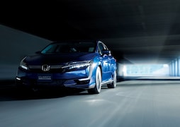 ホンダから、EV走行114.6kmの新型「クラリティPHEV」が登場