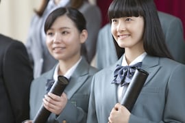 卒業式や入学式の「来賓いらない」がSNSで話題に。参加者の本音は？