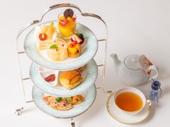 横浜・ホテルの「アフタヌーンティー」で夏を味わおう！ 桃、マンゴーで優雅なティータイム
