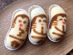 「ドラえもん 東京ばな奈」がファミマとローソンで販売！ あまりの可愛さに、食べられないよ！