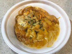 なか卯の「濃厚チーズ親子丼」を実食。親子丼とチーズの相性が良すぎることにびっくり