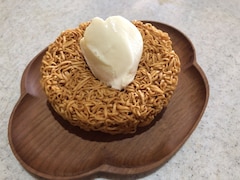 ハーゲンダッツ「バニラ」を使ったおいしすぎる簡単アレンジ！ ハッピーターンやチキンラーメンも