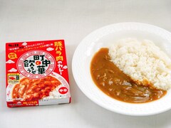 『町中華で飲ろうぜ』コラボのカレーを入手！ ラーメンスープとチャーシューをカレーに投入したクセになる味