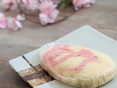 【カルディ】大人気のキャンディー缶も！ 売り切れ前に買いたい「桜スイーツ」5選