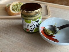 【カルディ】一家に1つ欲しい。万能調味料「大葉ジェノベーゼ」はパスタやパン、お刺身にも合う