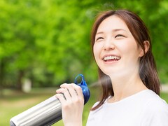 今年の夏は“新定番”の暑さ対策グッズを！ トレンドの「酷暑お出かけ新定番」を解説