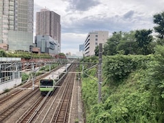 電車の発車メロディーはどうやって決まる？ 茨城・牛久駅で『オー・シャンゼリーゼ』が流れる理由とは