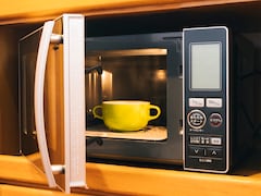 「回らない電子レンジ」より「回る電子レンジ」の方が温まりそう……実際どうなの？【家電のプロが回答】