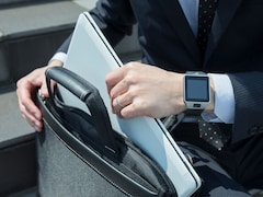 シャットダウンせずにノートパソコンをケースにしまうのは危ない？ 専門家に聞いた結果は