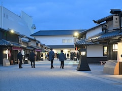 夜限定「18禁」拷問屋敷に丁半博打……京都・映画村の社長が語る、150億円「大人の夜」化のワケ