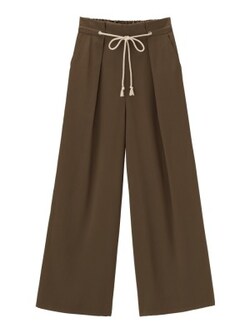 GU ロープベルト付きワイドパンツ 1990円(税抜)