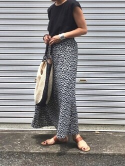 黒ベースはは着まわせる度ナンバーワン 出典:WEAR