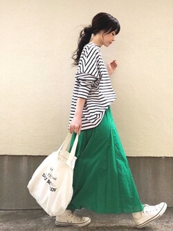 常に覆うだけはNG! 差し色を使ったり着やせテクも更新して 出典: WEAR