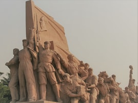 距離が近い！ 声が大きい！ 日本人と中国人、仕草や考え方の違い