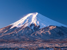 「富士山」は静岡のもの？ 山梨のもの？ 永遠のテーマを全国500人に聞いてみたところ……