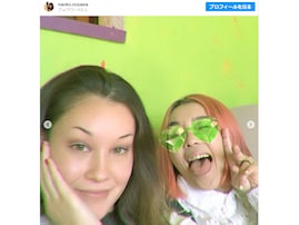 野沢直子、27歳次女との顔出しツーショット公開！ 「横顔もすべてが美しい！」「お母さんがはっちゃけすぎ」