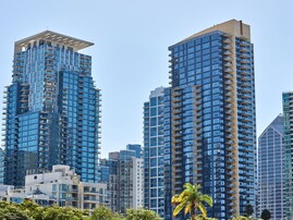 「湾岸タワマン値上がり率」ランキング！ 1位は昨対比27.17％、地上41階建てのホテルのようなマンション