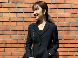矢田亜希子、息子の卒業式でスタイル抜群スーツショット披露！ 「こんな美人なお母さん、他にいない」