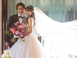 新婚・北原里英、結婚式での夫婦ショットを披露！ 「本当に綺麗」「宇宙一、お似合いなおふたり」