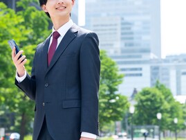 社会人が選ぶ「1度は働いてみたい業界」ランキング！ 2位 「官公庁・公社・団体」、1位は？