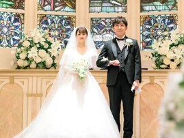 元モー娘。新垣里沙、夫との結婚式ショット公開で「なんて綺麗…！」「写真だけで泣きそう」と反響！