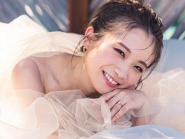 「女神がここにいる」秋元真夏、圧巻のウエディングドレス姿にファンもん絶！ 「国民のお嫁さん」