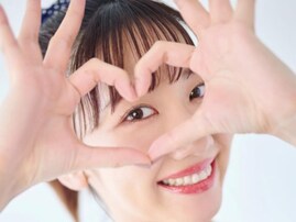 「本当に32歳？」柏木由紀、懐かしの「ポニーテールとシュシュ」衣装姿を披露！ 「似合いすぎ」