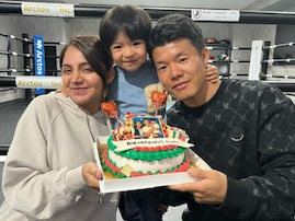 亀田和毅、美人妻＆息子との顔出しショットで結婚8周年記念日を祝福！ 「ノアくん可愛すぎる」
