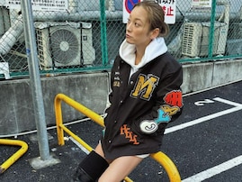 「生足たまらん」西山茉希、超ミニ丈コーデで美太もも際立つ！ 「脚ほそーーーーっ！」「美しい」