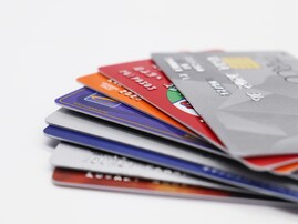 満足度の高い「年会費無料のクレジットカード」ランキング！ 2位「楽天PINKカード」、1位は？