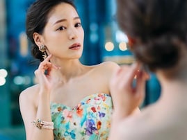 chay、美背中あらわウエディングドレス姿を披露！ 「綺麗すぎてびっくりしました」「美しいプリンセス」