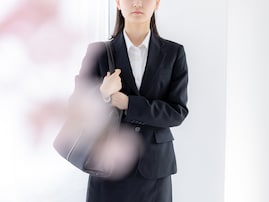 25卒・理系女子の「就職先人気企業」ランキング！ 2位「三井不動産」、1位は？