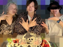 DAIGO、HYDEが46歳バースデーを祝う“師弟”ショット公開！ 「hydeさんの優しさには毎回感動ですね」