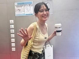 「かわゆすぎです」本田翼、ほっそり二の腕際立つタンクトップ姿に反響！ 「眼鏡バッサー好き」