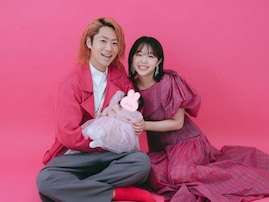 「尊すぎる」峯岸みなみ＆てつや、7月誕生・第1子との2度目の結婚記念日ショット公開！ 「最高に素敵」