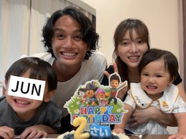 高城亜樹、イケメンサッカー選手の夫＆子どもたちとの家族ショット公開！ 「可愛い」「あきちゃそっくり」