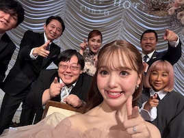 藤田ニコルの結婚式に豪華芸能人が多数参列！ 平野ノラが公開した集合写真に「メンバー最高！」の声