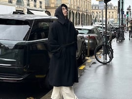 「知らんうちに海外行ってる」賀来賢人、フランスの街に溶け込んだ姿が「絵になるわー」と反響！