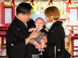 「女神と天使」セレブ系インフルエンサー、夫＆息子との家族写真を公開！ 「素敵なご夫婦でニッコリ」