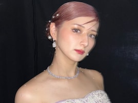 「爆美女」原宿系クリエイター・しなこ、プリンセス姿でランウェイ闊歩「世界一素敵」と反響