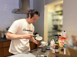 藤本美貴、“愛すべきマッチョ”夫・庄司智春のイケメン姿を公開「何年たってもマジで優しすぎる」