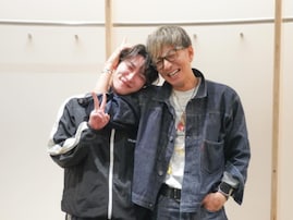 「ちょ待てよ……」渡辺翔太、大先輩との密着ツーショット公開！ 「オタクまで胸熱」「いい笑顔」