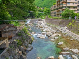 「秋田県で行きたい温泉地」ランキング！ 2位「男鹿（おが）温泉郷」を抑えた1位は？
