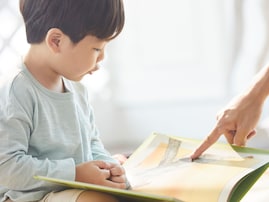 デキるビジネスパーソンは皆読んでいた？ 幼少期の「意外な愛読書」と成功の関係